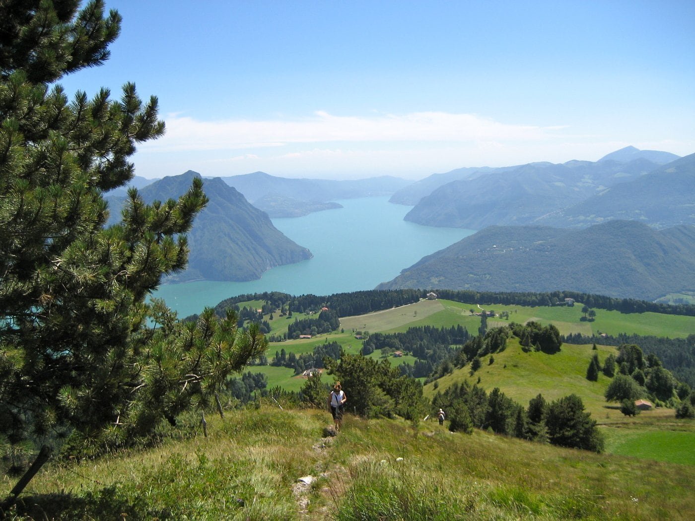 Vista panoramica sul Lago d'Iseo da Bossico